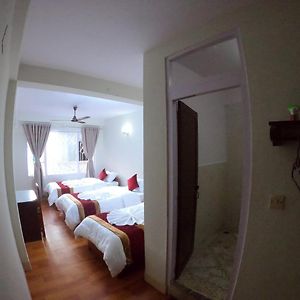 Triple Room Private Bathroom